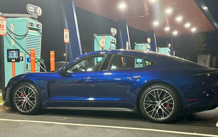 2020 Taycan 4S (CPO) // 1-week; 1,200-mile impressions // This fusion-powered sucker’s electrifying