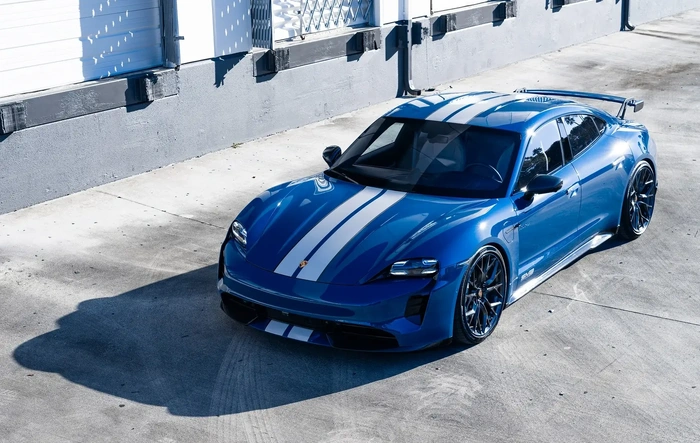 Modified / Customized 2021 Neptune Blue Turbo S