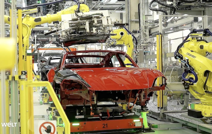 Best Zuffenhausen Taycan Assembly Plant Video IMO